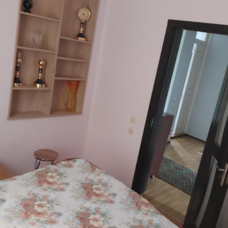 Mero House Kutaisi Exteriör bild